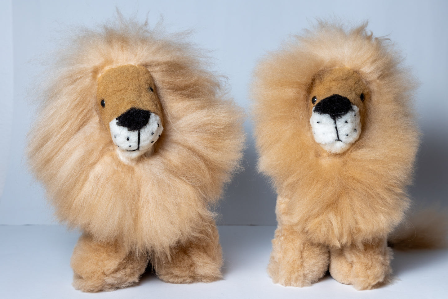 Animaux en fourrure 100% bébé alpaga « Lion » moelleux et fait main