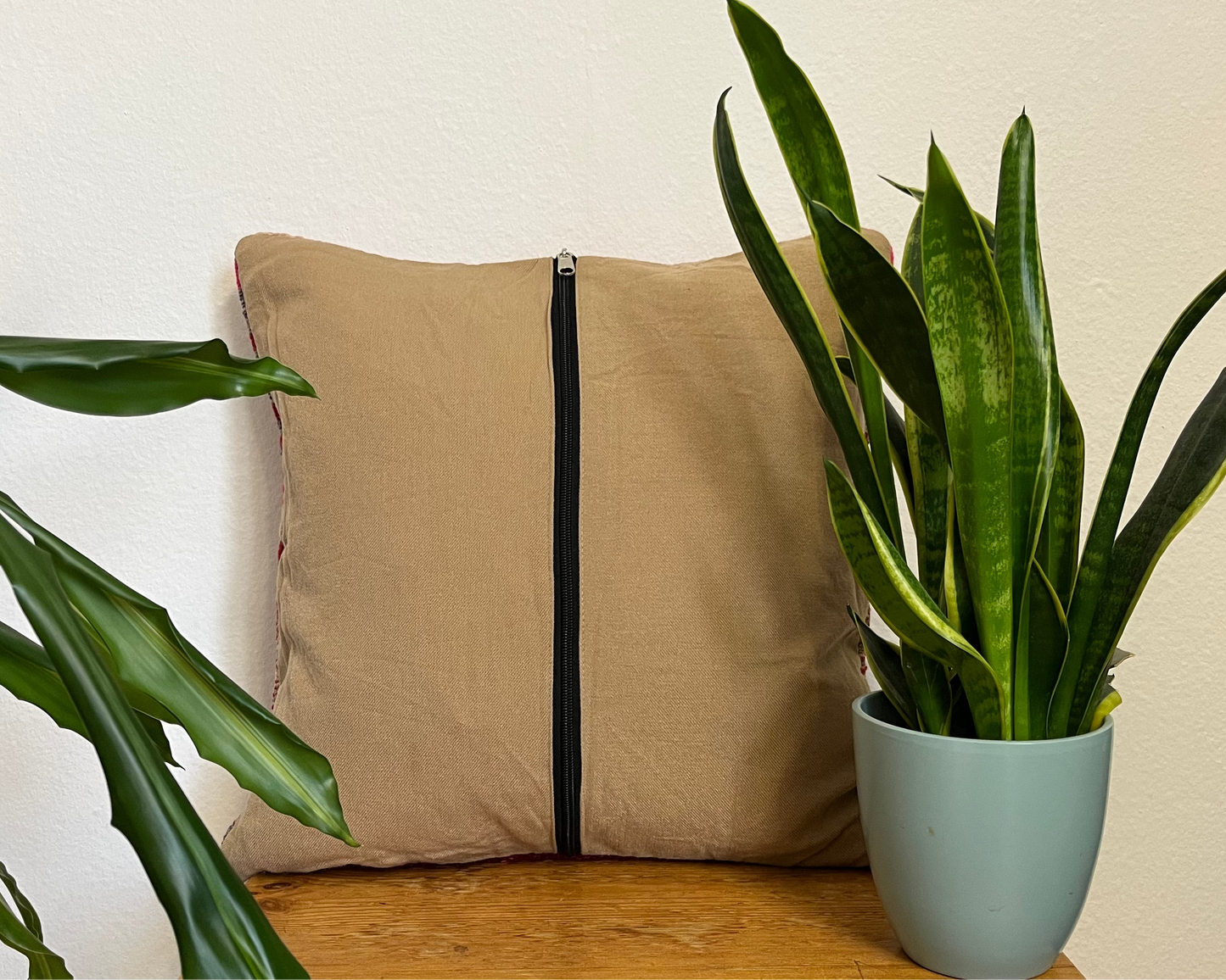 Coussin Frazada péruvien tissé à la main modèle Amaya