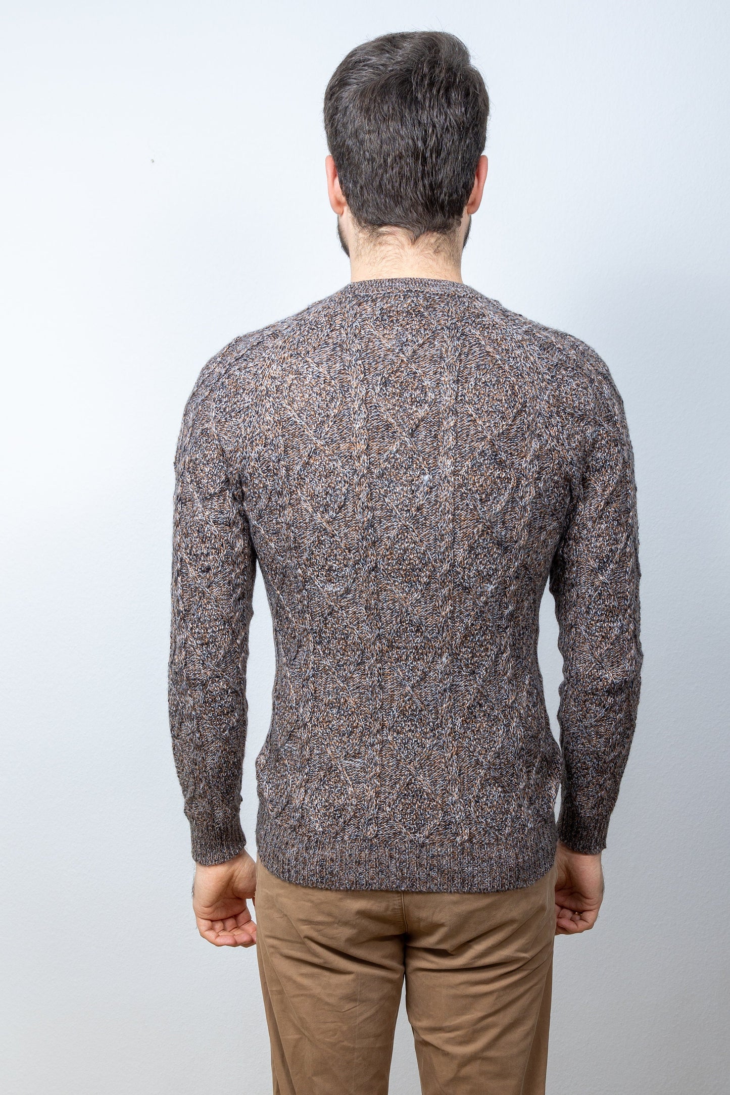 Pull modèle "Nikolas" en mélange d'alpaga