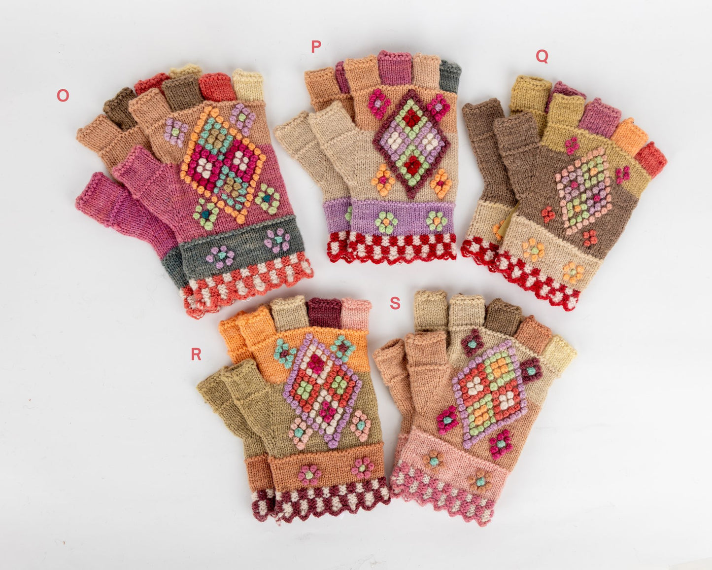 Handgestrickte Pulswärmer - Handschuhe aus Schafwolle – Blumenstickerei aus Peru