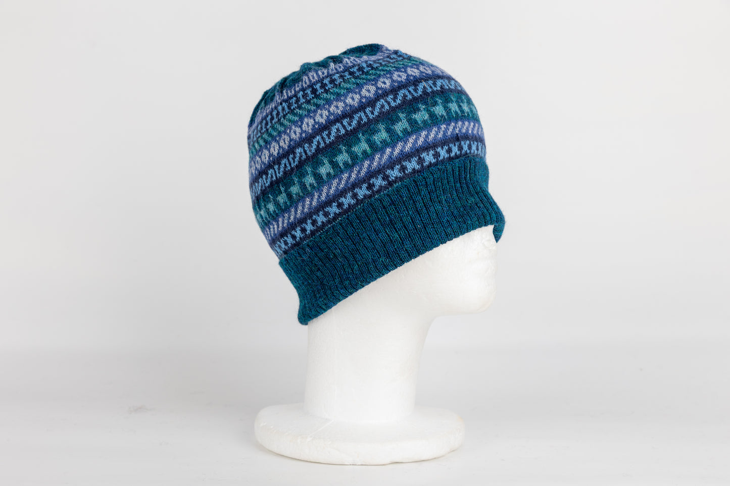 Mütze aus 100% Alpaka Model Jacquard